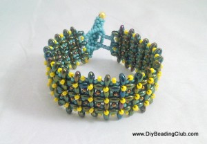 Right Angle Weave Beading with Twin Beads